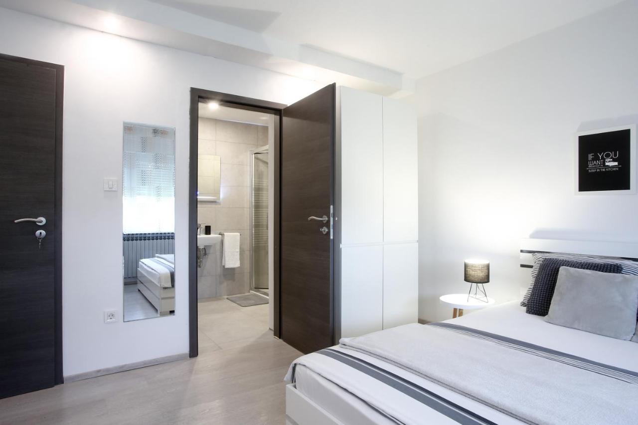 Imperium Rooms Zagreb Airport ヴェリカ・ゴリツァ エクステリア 写真